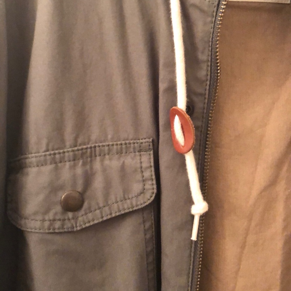 Levi’s Men’s Army Green Utility Jacket - Picture 3 of 6